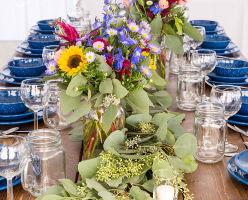 Farm Table and Mason Jars