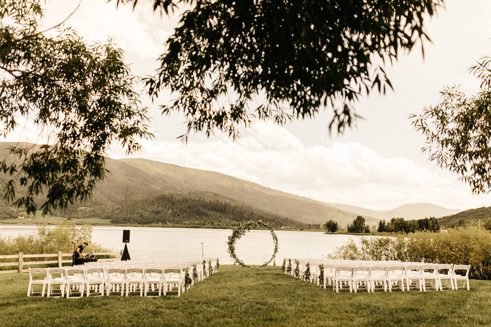 ceremony site at catamount ranch & club wedding venue in steamboat springs