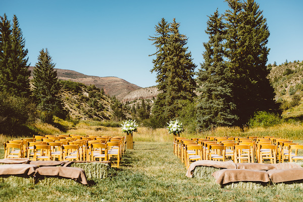 Edwards Colorado wedding ceremony outdoors